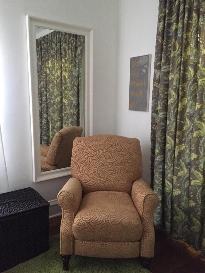 Oak Park Beauties - Tree Lined Streets - Walkable Apartment Ngoại thất bức ảnh