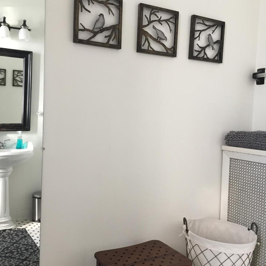 Oak Park Beauties - Tree Lined Streets - Walkable Apartment Ngoại thất bức ảnh